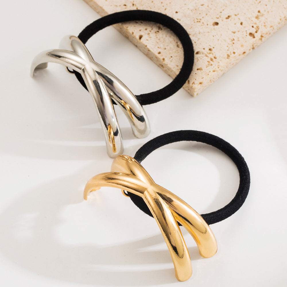 Lazo para el Cabello con Detalle de Cruz dorada – Cola de Caballo Elástica y Elegante para Mujer