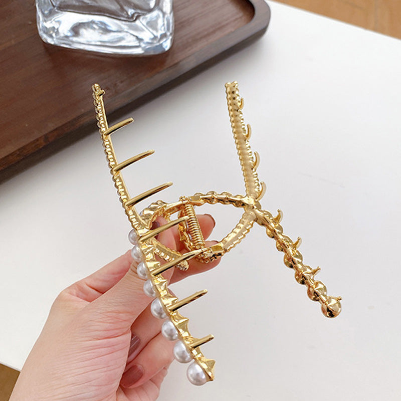 Pinza de Pelo Elegante Dorada con Perlas y Brillantes – Estilo Coquette Premium