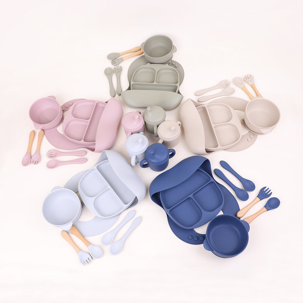 Set de Alimentación para Bebé 5 Piezas – Platos, Tazón, Cuchara, Babero y Vaso de Silicona BPA Free