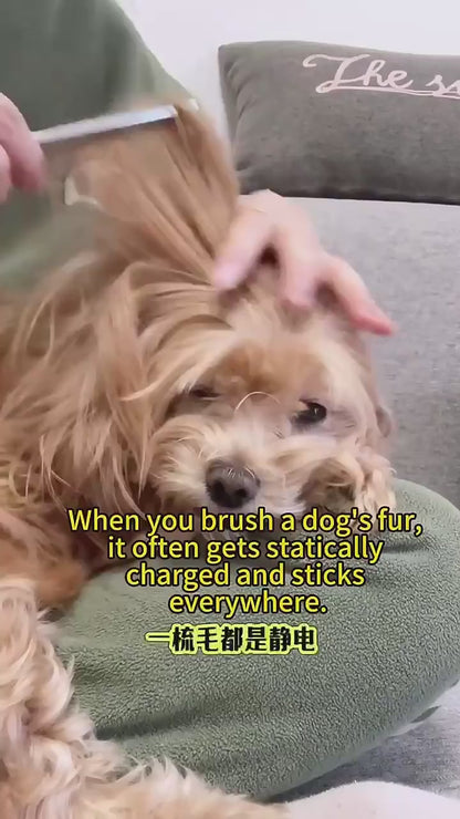 Peine 3 en 1 Recargable para Mascotas – Antiestático y Ecológico con Botón de Liberación